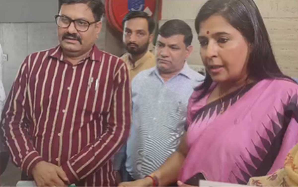 जयपुर ग्रेटर नगर निगम की महापौर सौम्या गुर्जर ने कोचिंग संस्थान का किया निरिक्षण, कमेटी का गठन